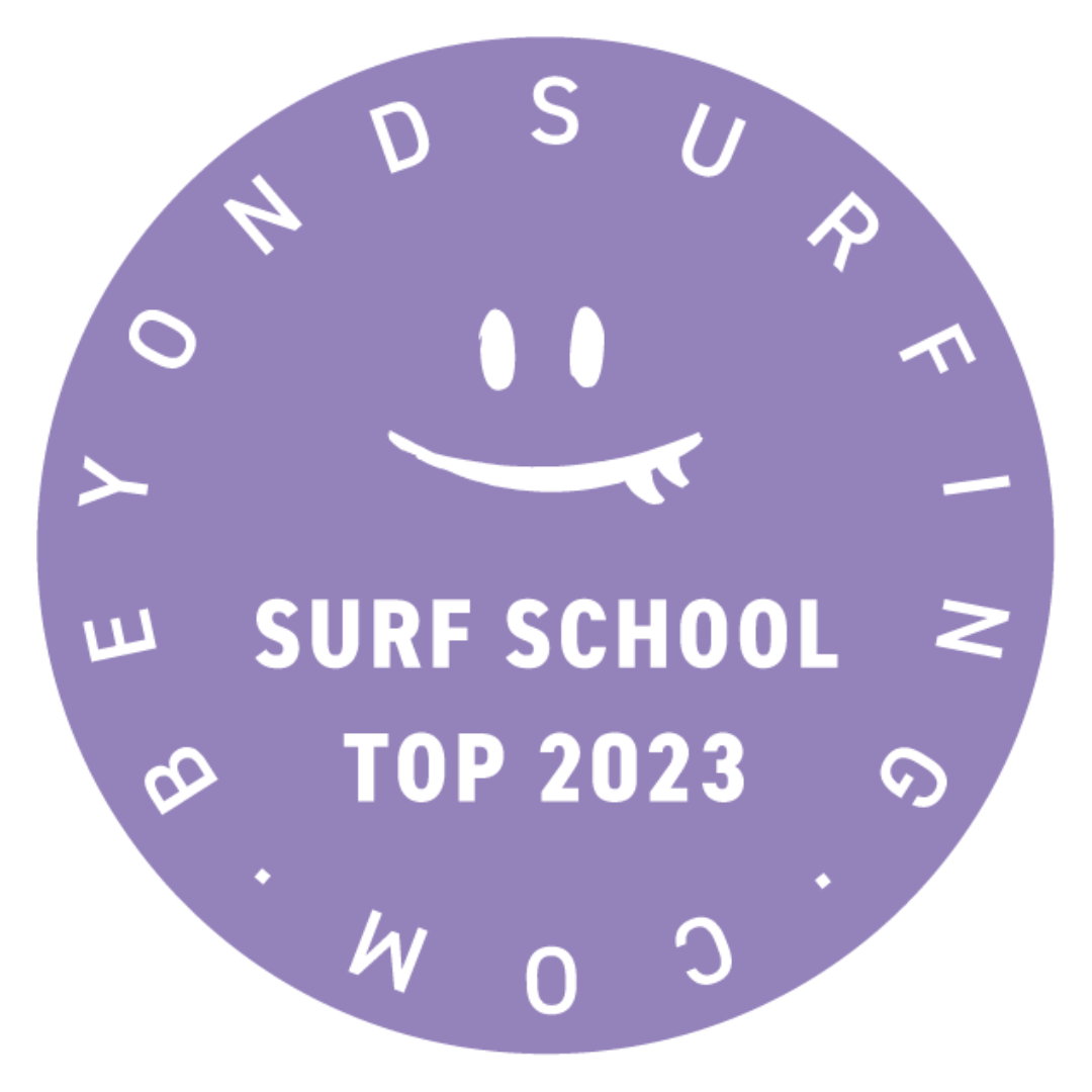 Notre école de surf est récompensée pour être parmi les meilleurs écoles et camps de surf d'Europe.