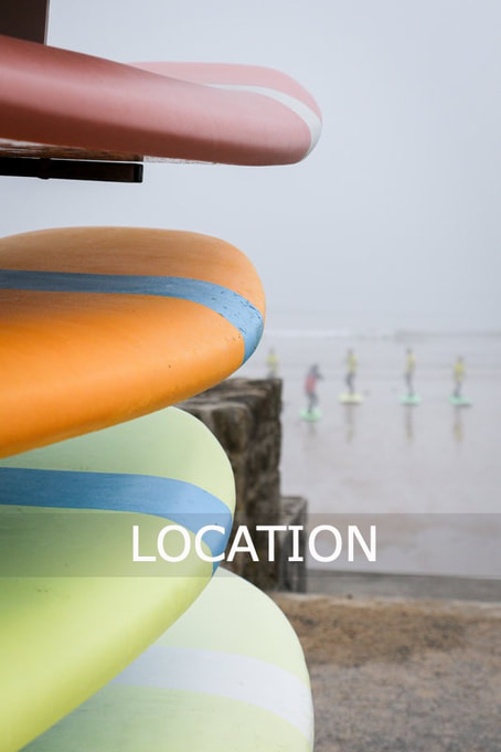Location de planches de surf, stand up paddle, bodyboard et combinaisons, sur la plage de Longchamp, entre Saint-Briac et Saint-Lunaire, près de Dinard et de Saint-Malo en Bretagne.