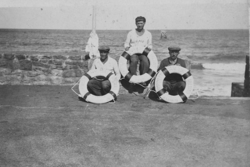 Les premiers sauveteurs de la plage de Longchamp à Saint-Lunaire.